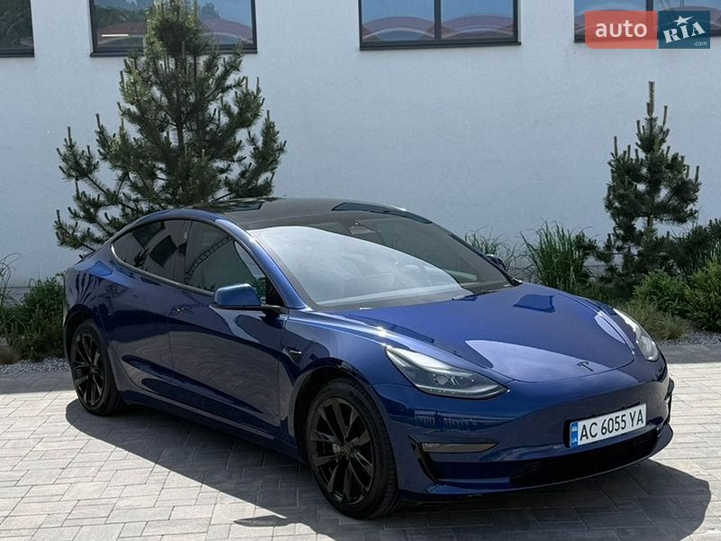 Седан Tesla Model 3 2022 в Луцьку фото Седан Tesla Model 3 2022 в Луцьку