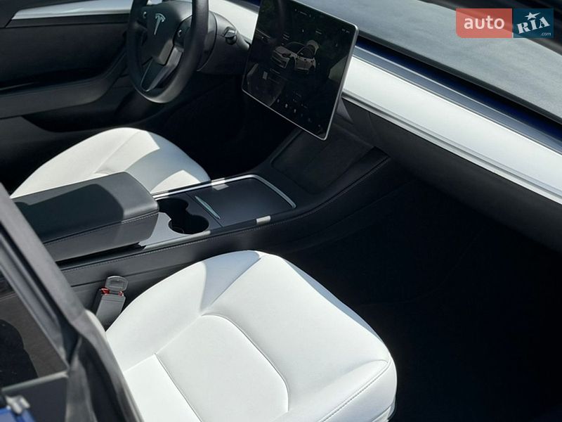 Седан Tesla Model 3 2022 в Луцьку фото 10 Седан Tesla Model 3 2022 в Луцьку