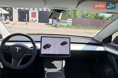 Седан Tesla Model 3 2022 в Киеве