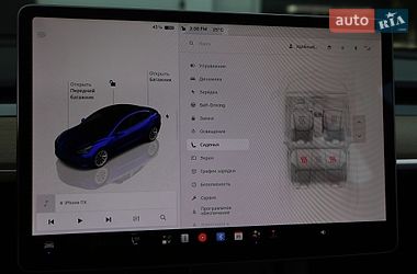 Седан Tesla Model 3 2023 в Києві