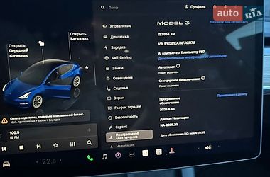 Седан Tesla Model 3 2022 в Киеве