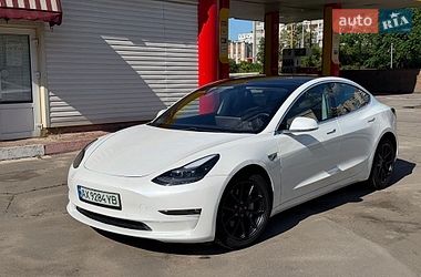 Седан Tesla Model 3 2020 в Харькове