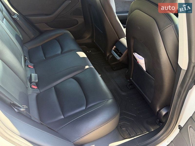 Седан Tesla Model 3 2020 в Харькове