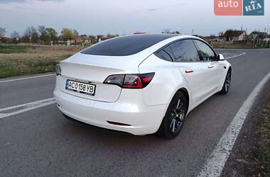 Седан Tesla Model 3 2021 в Луцке
