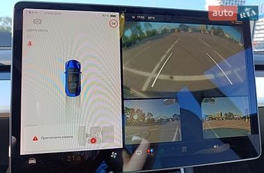 Седан Tesla Model 3 2020 в Киеве