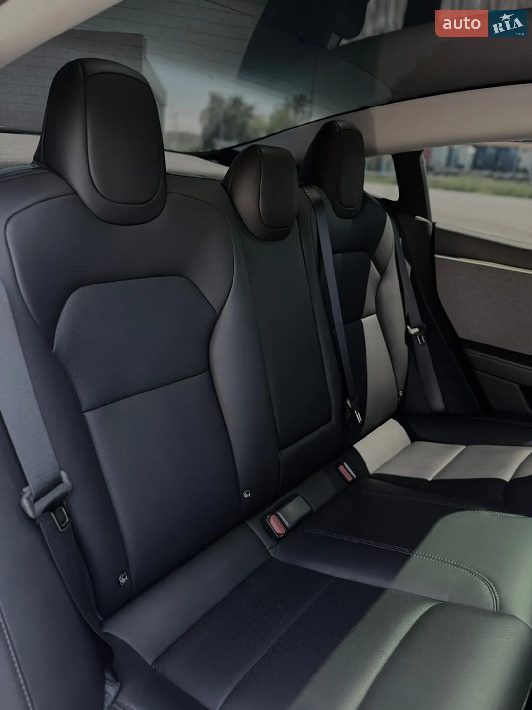 2024 Tesla Model 3 - мініатюра 15