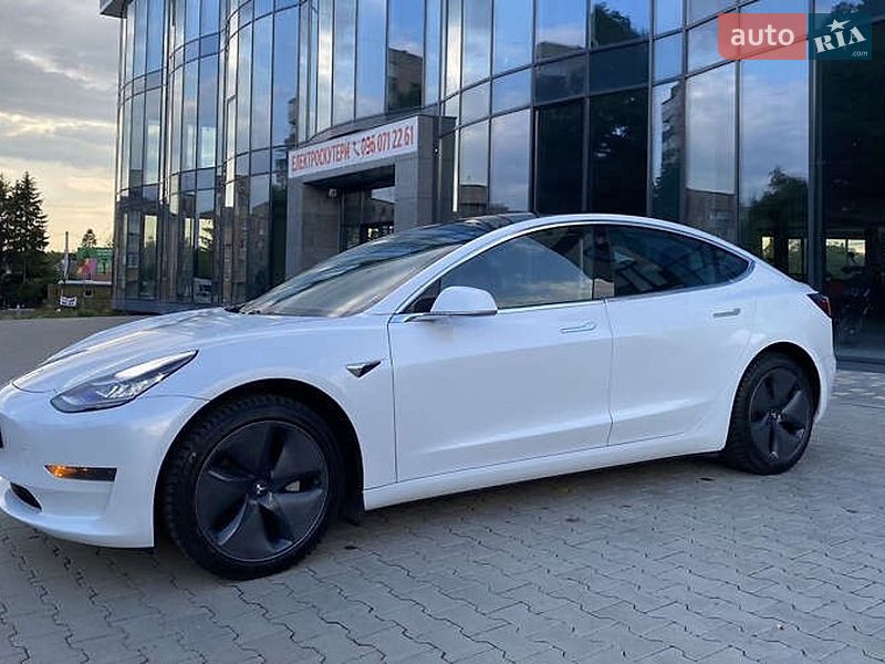 Седан Tesla Model 3 2020 в Житомире фото 3 Седан Tesla Model 3 2020 в Житомире