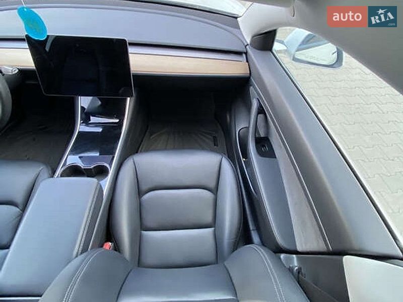 Седан Tesla Model 3 2020 в Житомире фото 18 Седан Tesla Model 3 2020 в Житомире