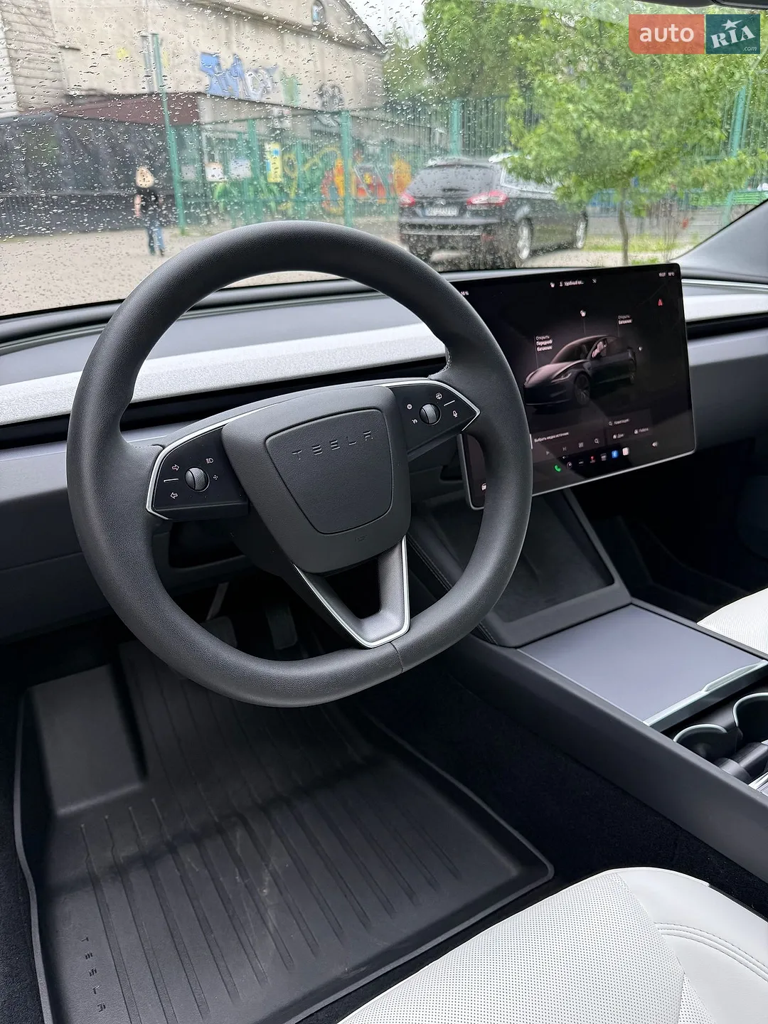 2025 Tesla Model 3 - мініатюра 19
