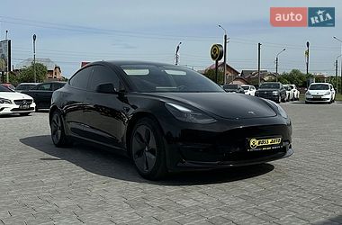 Седан Tesla Model 3 2020 в Ивано-Франковске