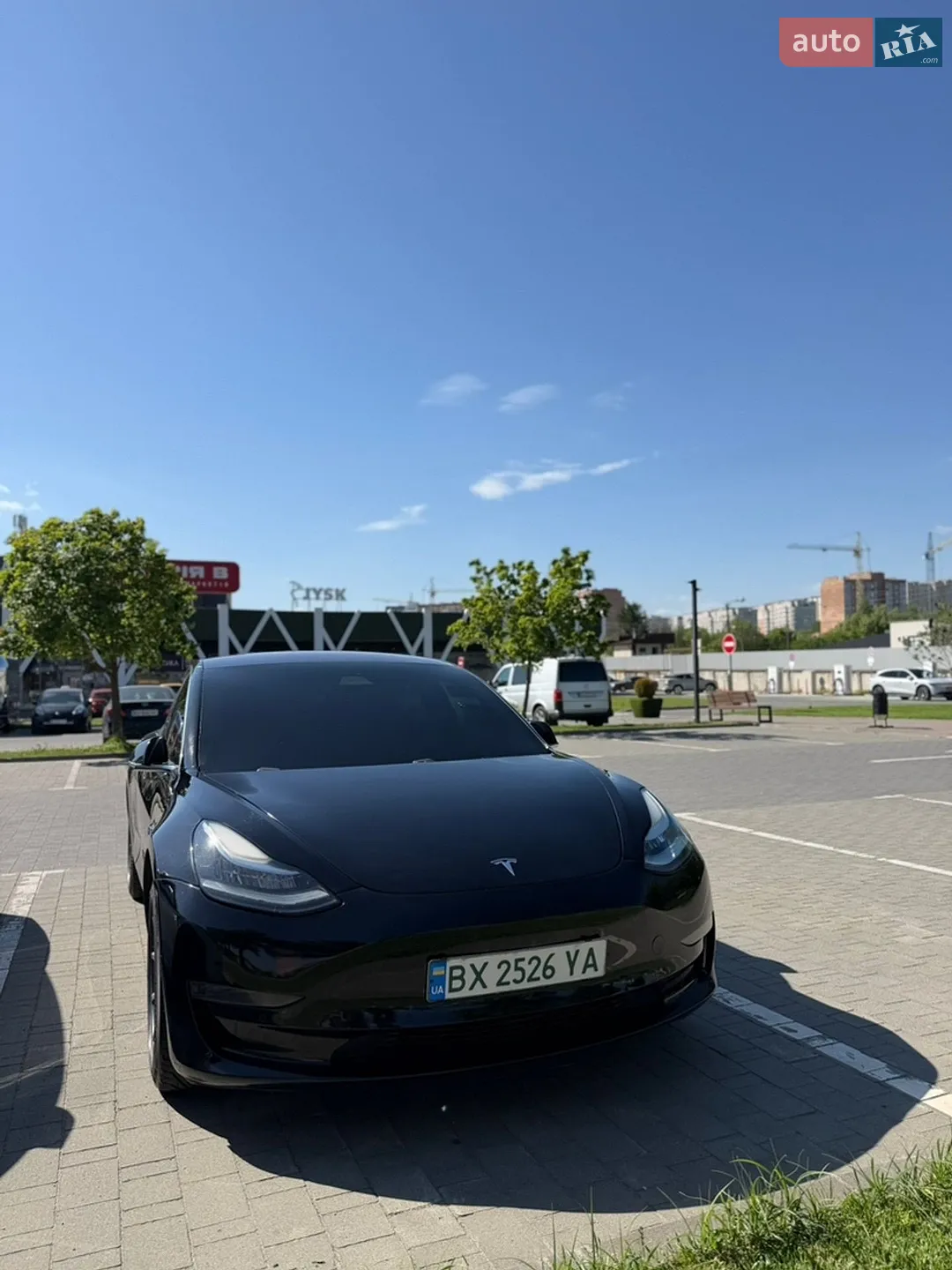 2018 Tesla Model 3 - фото 1