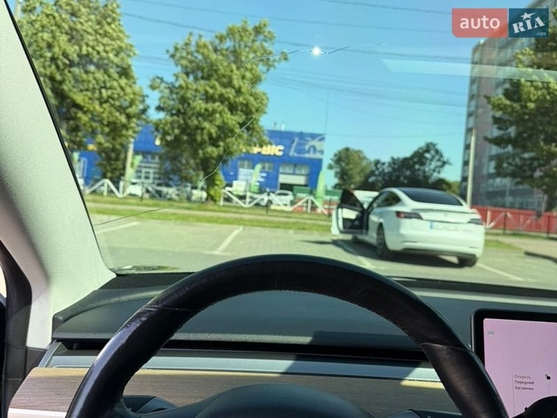 Седан Tesla Model 3 2018 в Хмельницком фото 19 Седан Tesla Model 3 2018 в Хмельницком