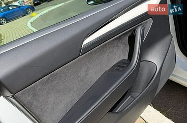 Седан Tesla Model 3 2022 в Одессе