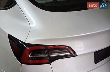 Седан Tesla Model 3 2022 в Ивано-Франковске
