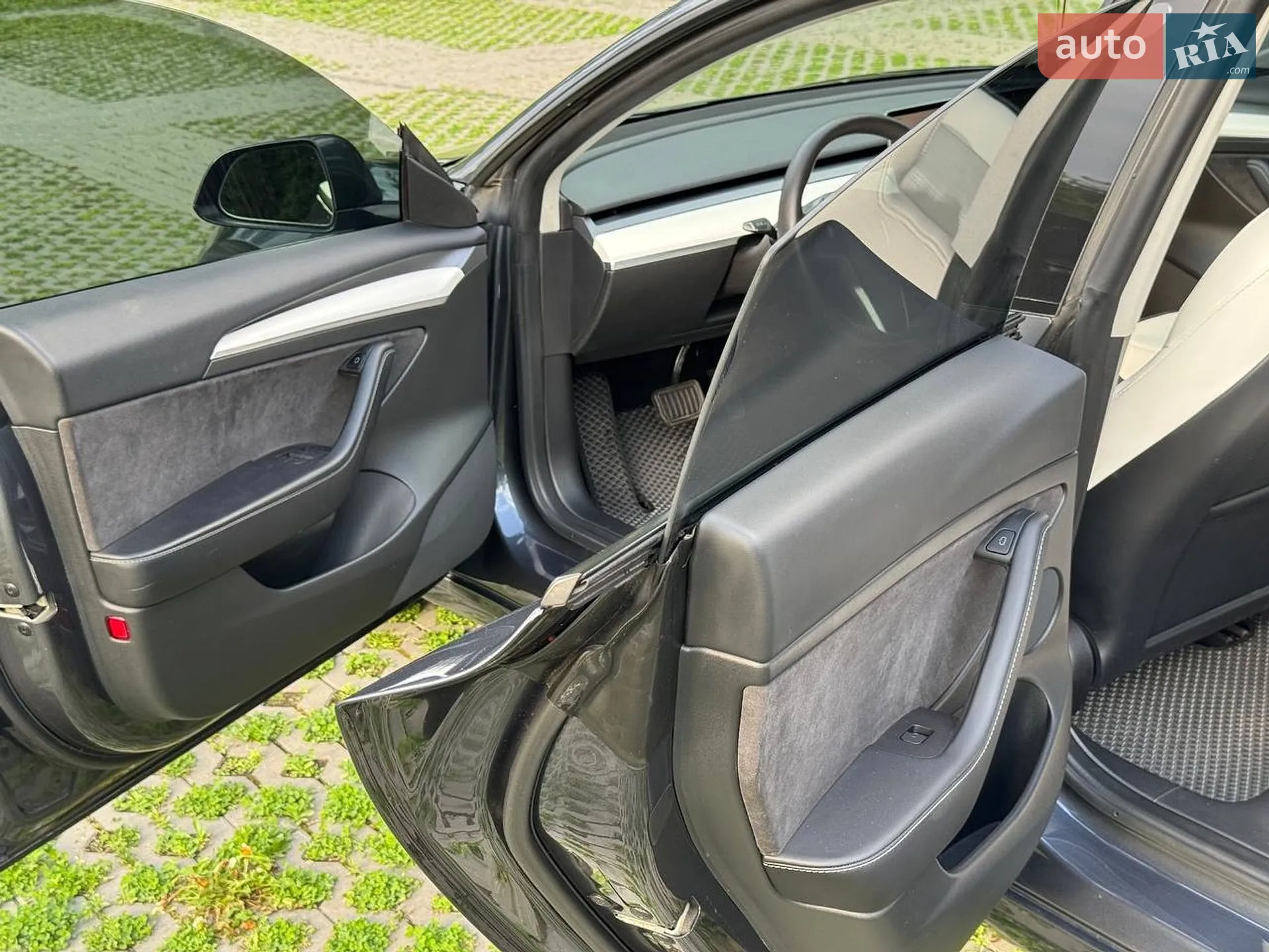 2022 Tesla Model 3 - мініатюра 19