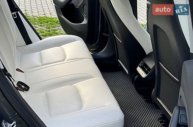 Седан Tesla Model 3 2022 в Харкові
