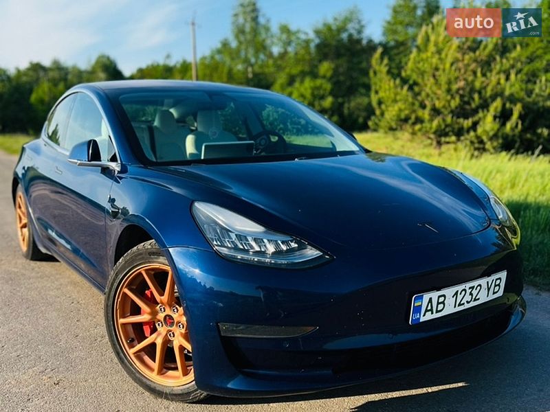 Tesla Model 3 2018