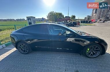 Седан Tesla Model 3 2022 в Тернополе