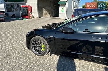 Седан Tesla Model 3 2022 в Тернополе