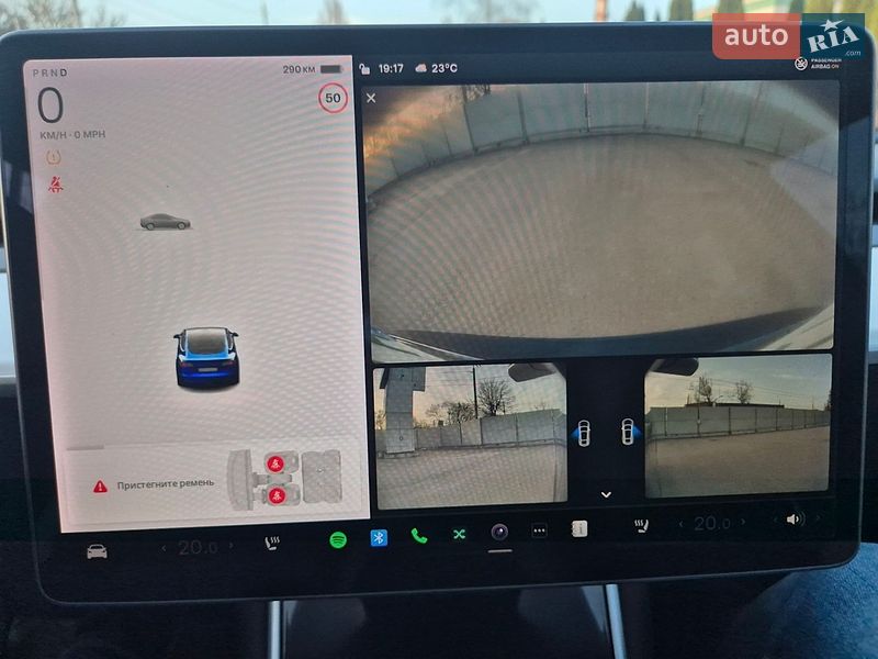 Седан Tesla Model 3 2019 в Киеве