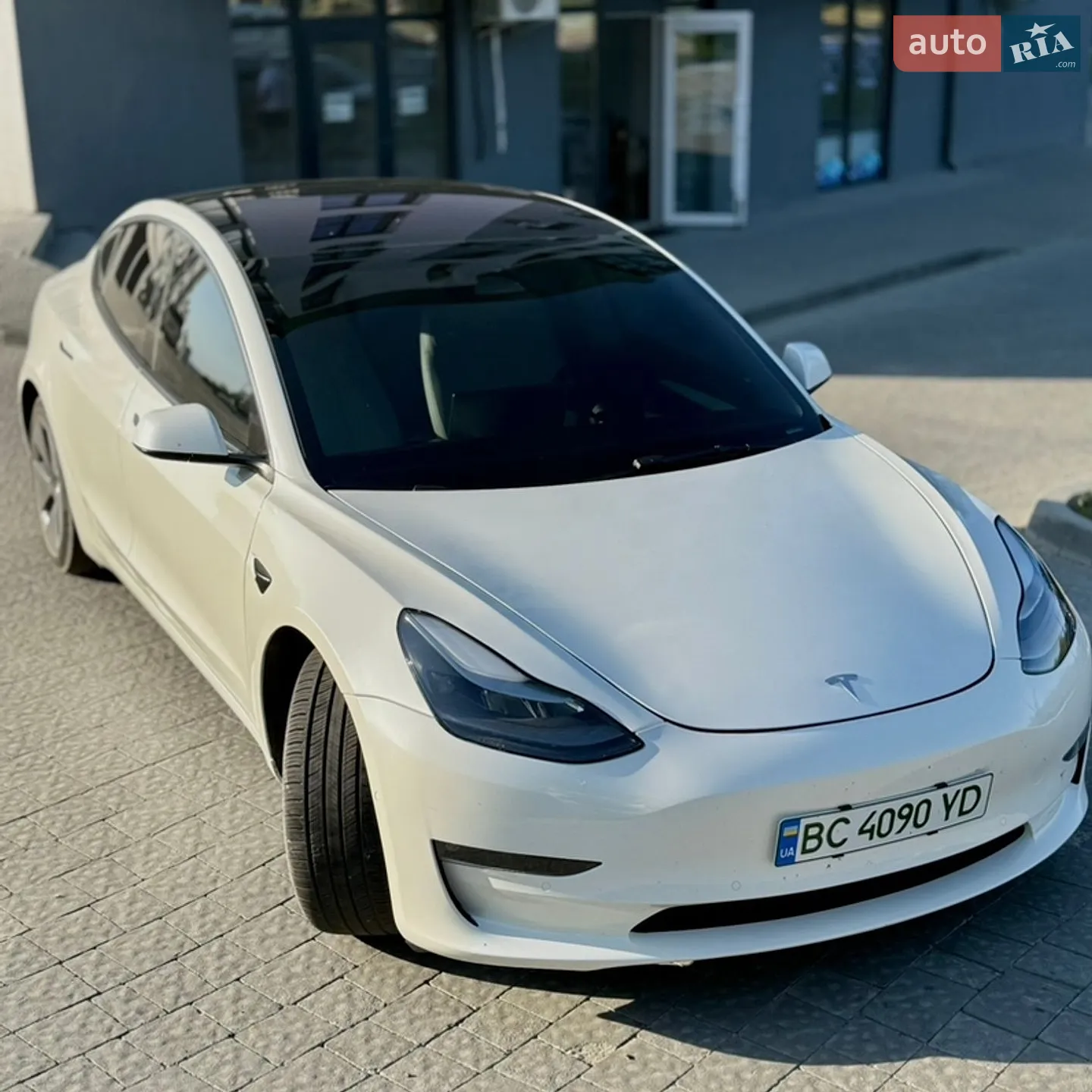 2022 Tesla Model 3 - мініатюра 3
