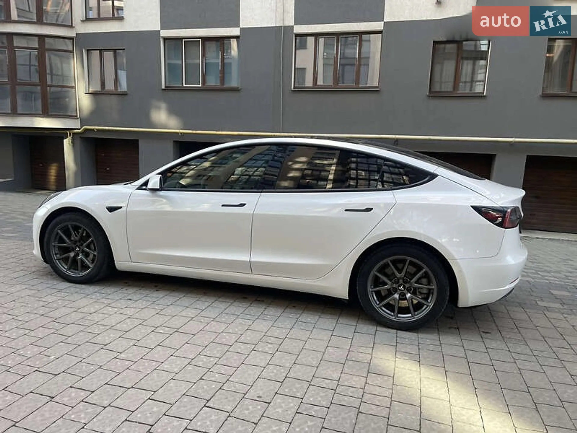 2021 Tesla Model 3 - мініатюра 3