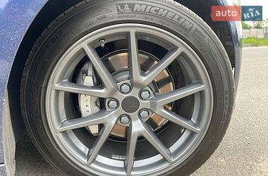 Седан Tesla Model 3 2021 в Киеве