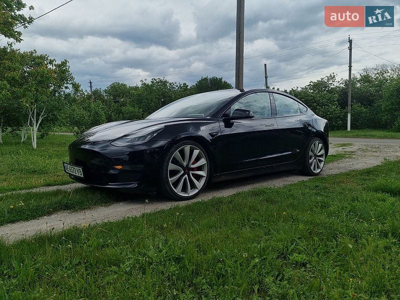 Tesla Model 3 2018