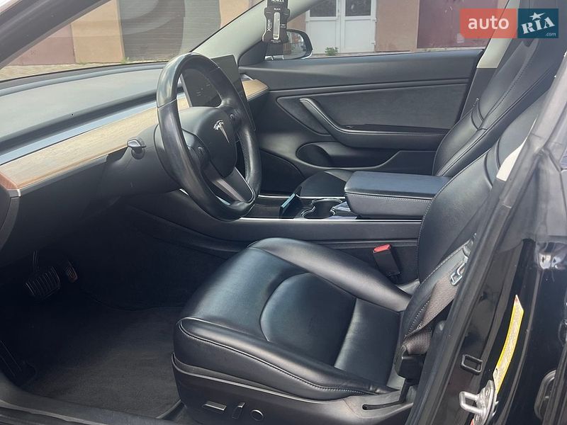 Седан Tesla Model 3 2018 в Ивано-Франковске фото 25 Седан Tesla Model 3 2018 в Ивано-Франковске