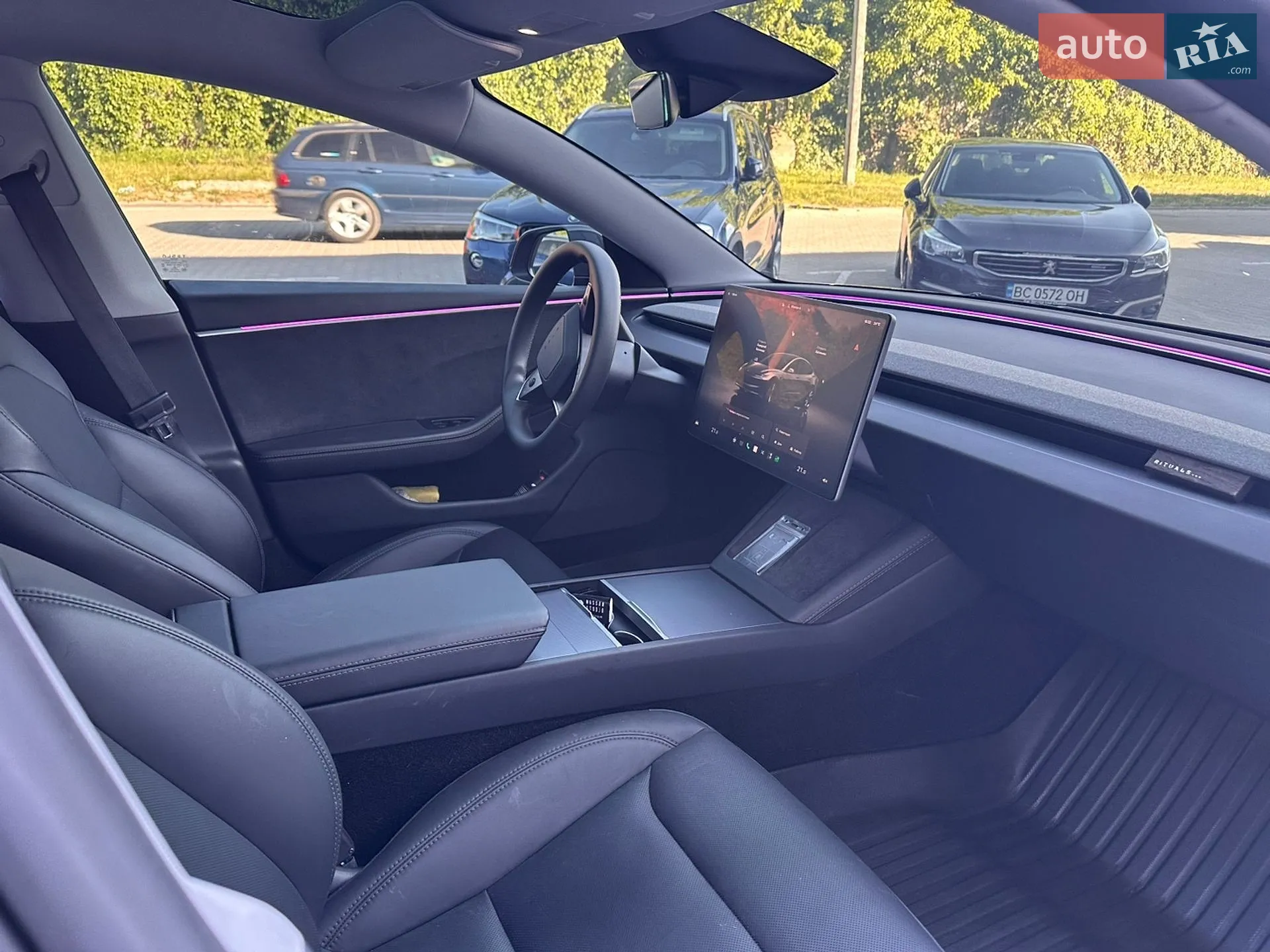 Tesla Model 3 2024 VIN 5YJ3E1EB0SF892253 фото оголошення 13 з 16