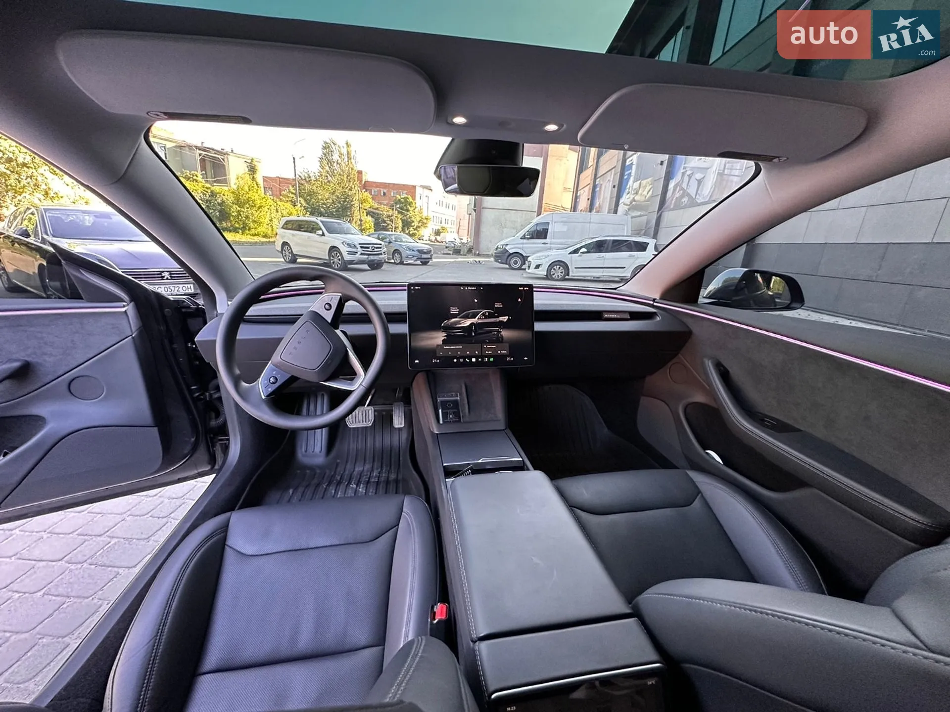 Tesla Model 3 2024 VIN 5YJ3E1EB0SF892253 фото оголошення 15 з 16