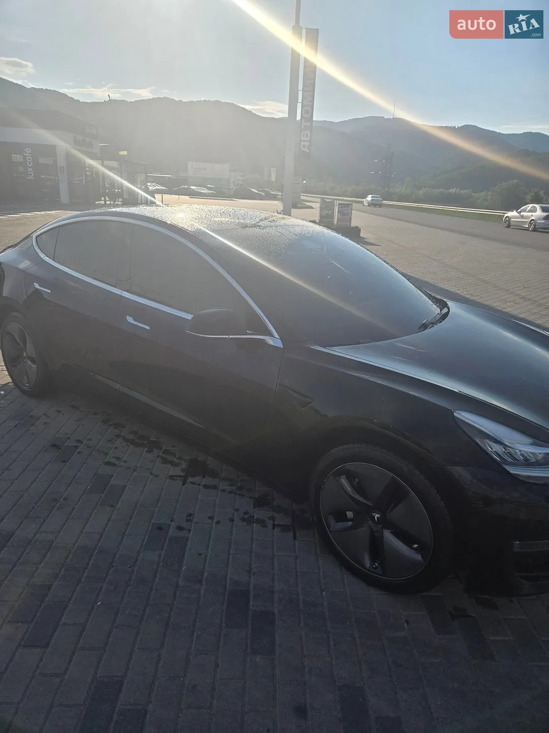 2019 Tesla Model 3 - мініатюра 9
