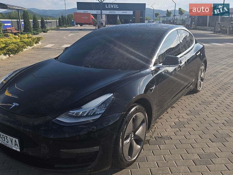 Седан Tesla Model 3 2019 в Хусте