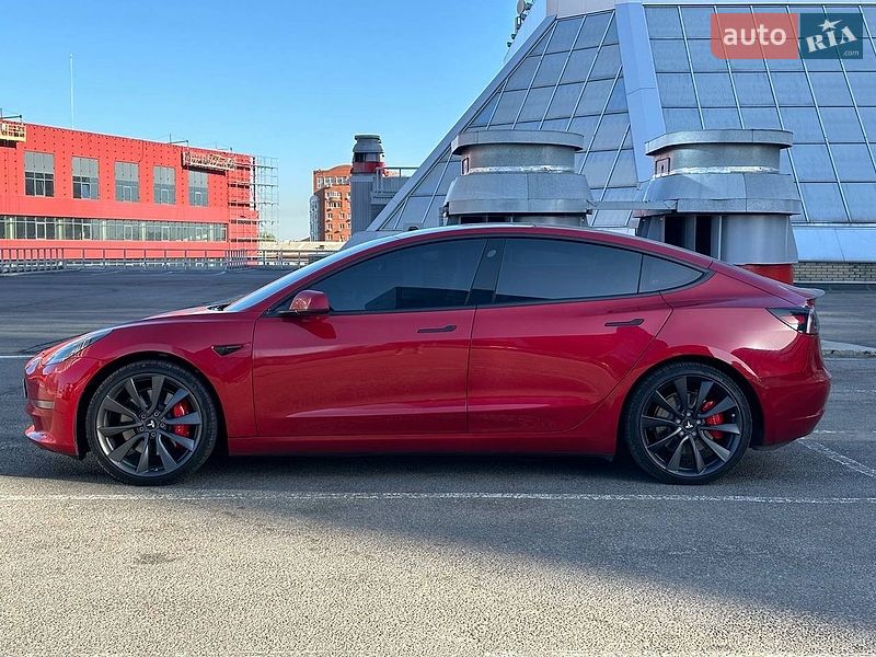 Седан Tesla Model 3 2019 в Днепре