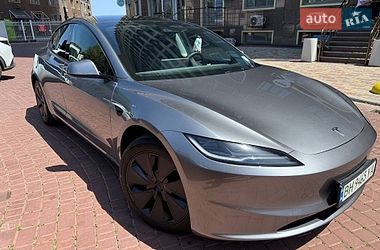 Седан Tesla Model 3 2025 в Одессе