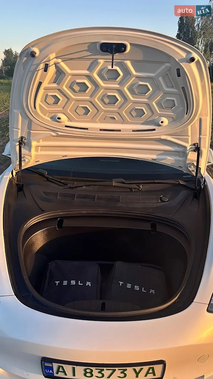 2020 Tesla Model 3 - мініатюра 10