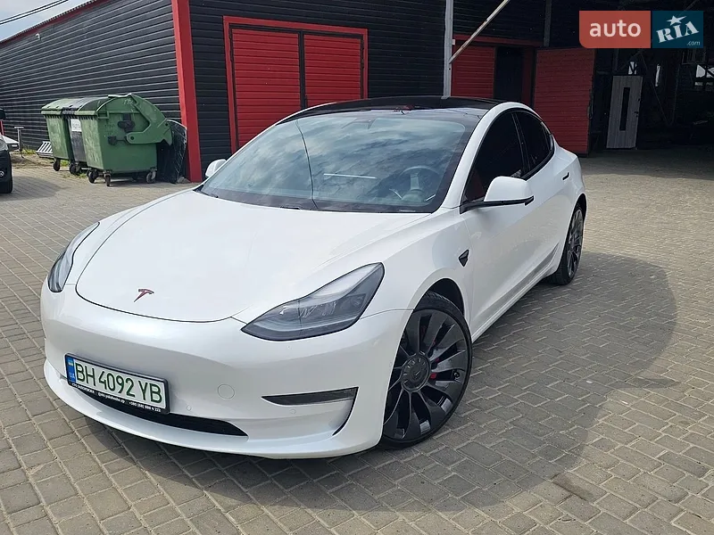Tesla Model 3