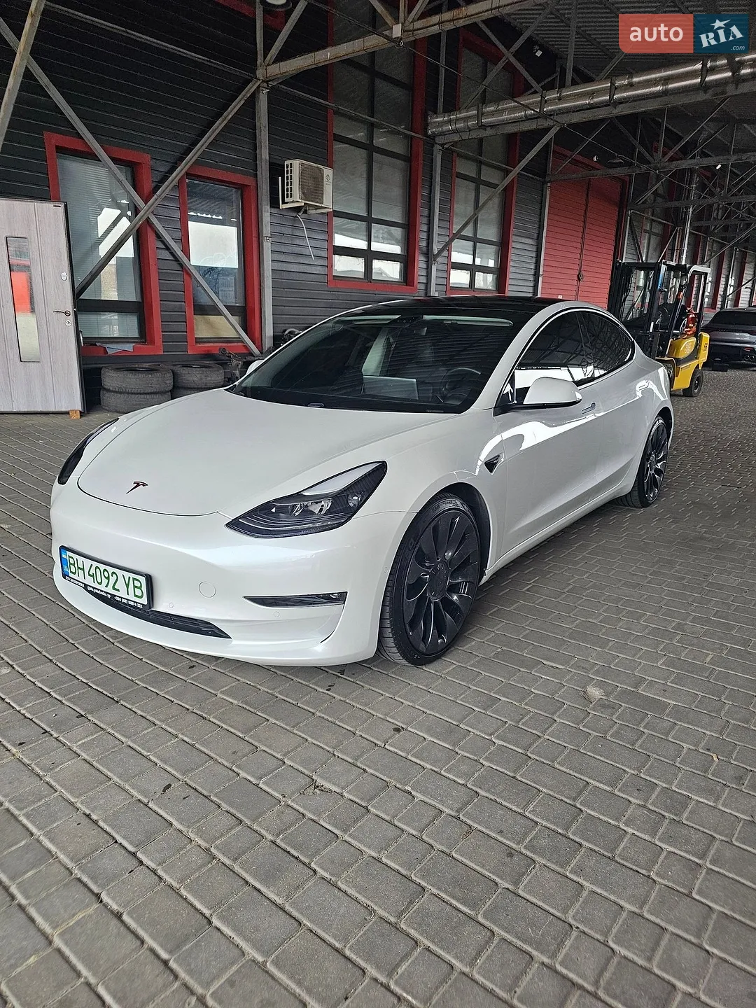 2021 Tesla Model 3 - мініатюра 11