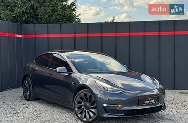 Седан Tesla Model 3 2022 в Луцке