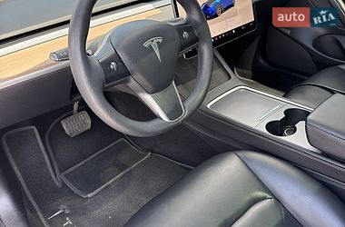 Седан Tesla Model 3 2022 в Первомайську