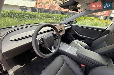 Седан Tesla Model 3 2024 в Києві