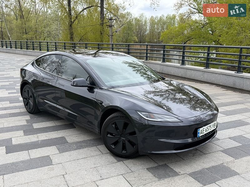 Седан Tesla Model 3 2024 в Дніпрі фото 10 Седан Tesla Model 3 2024 в Дніпрі