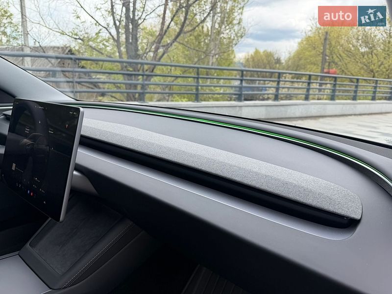 Седан Tesla Model 3 2024 в Дніпрі фото 38 Седан Tesla Model 3 2024 в Дніпрі