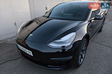 tesla model-3 2020 в Коростень от про продавца Demian tesla model-3 2020 в Коростень от профессионального продавца Demian