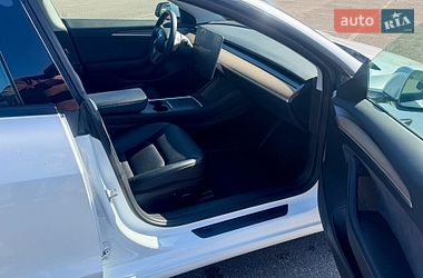 Седан Tesla Model 3 2022 в Києві