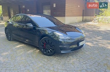 Седан Tesla Model 3 2022 в Киеве