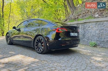 Седан Tesla Model 3 2022 в Києві