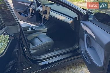 Седан Tesla Model 3 2022 в Києві