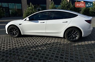 Седан Tesla Model 3 2021 в Хмельницькому