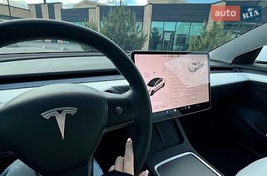 Седан Tesla Model 3 2021 в Хмельницькому